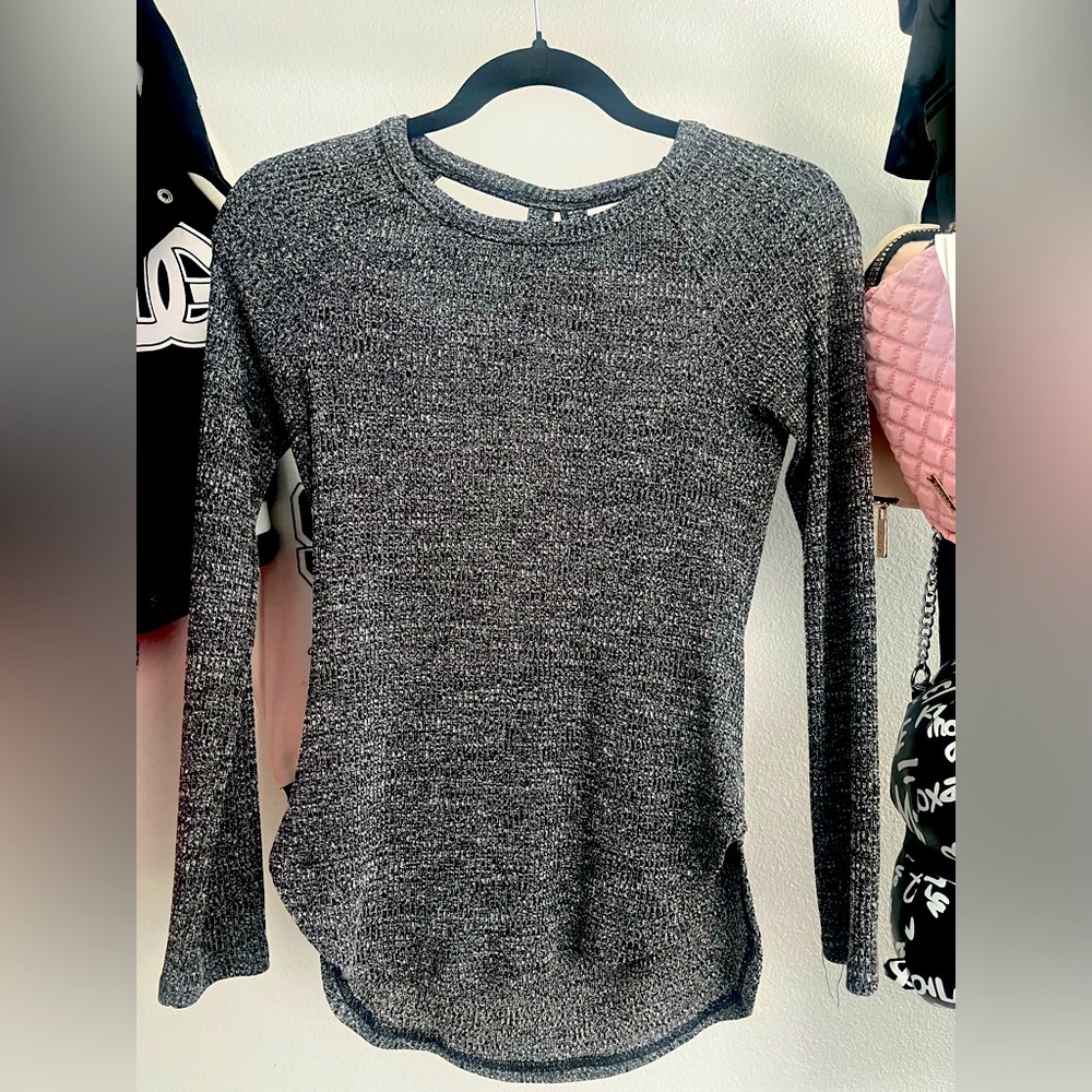 Long Sleeved Grey Lengthy Top with Criss Cross Cut Out on back